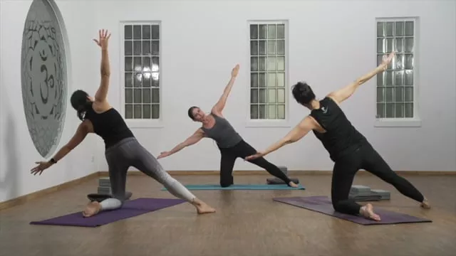 Core Yoga - Stabilität