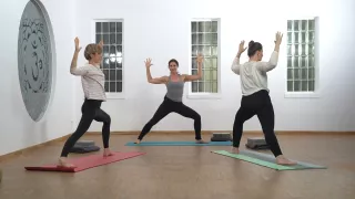 Yoga um „drei Ecken“
